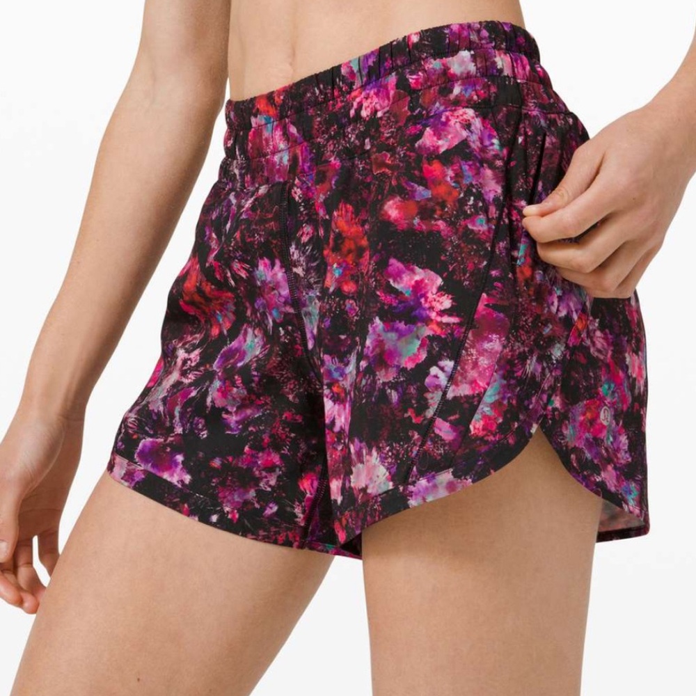 lululemon athletica Track That Short 5"